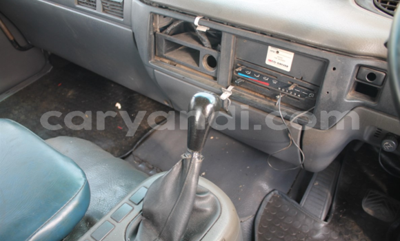 Acheter Occasion Utilitaire Nissan UD Blanc à Lusaka, Zambie Acheter Occasion Utilitaire Nissan UD Blanc à Lusaka, Zambie