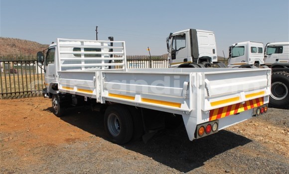 Buy Used Nissan UD White Truck in Lundazi in Eastern Buy Used Nissan UD White Truck in Lundazi in Eastern