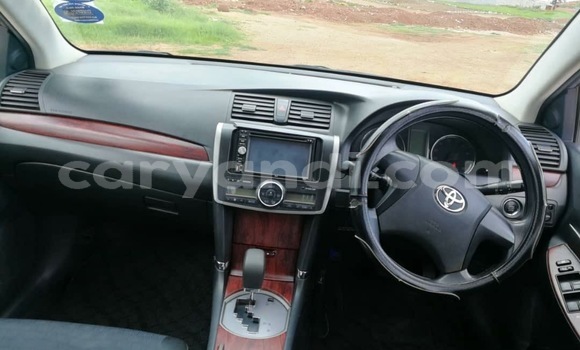 Acheter Occasion Voiture Toyota Allion Bleu à Lusaka, Zambie Acheter Occasion Voiture Toyota Allion Bleu à Lusaka, Zambie