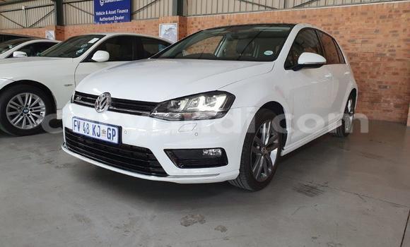 Acheter Occasion Voiture Volkswagen Golf Blanc à Lusaka, Zambie Acheter Occasion Voiture Volkswagen Golf Blanc à Lusaka, Zambie