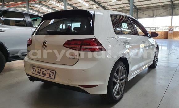 Acheter Occasion Voiture Volkswagen Golf Blanc à Lusaka, Zambie Acheter Occasion Voiture Volkswagen Golf Blanc à Lusaka, Zambie