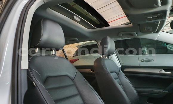 Acheter Occasion Voiture Volkswagen Golf Blanc à Lusaka, Zambie Acheter Occasion Voiture Volkswagen Golf Blanc à Lusaka, Zambie