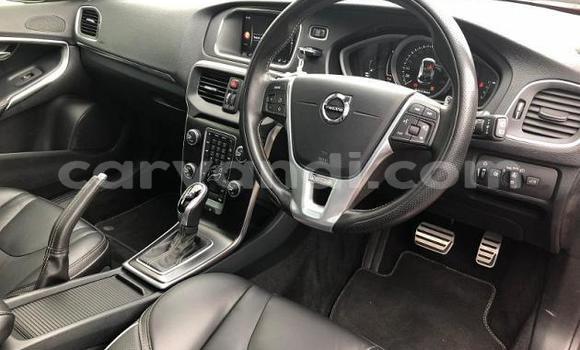 Buy Used Volvo V40 Red Car in Lusaka in Zambia Buy Used Volvo V40 Red Car in Lusaka in Zambia