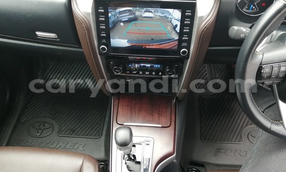 Buy Used Toyota Fortuner White Car in Lusaka in Zambia Buy Used Toyota Fortuner White Car in Lusaka in Zambia