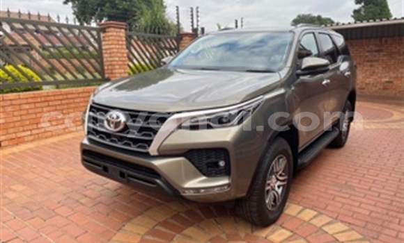 Nunua Ilio tumika Toyota Fortuner Nyingine Gari ndani ya Lusaka nchini Zambia