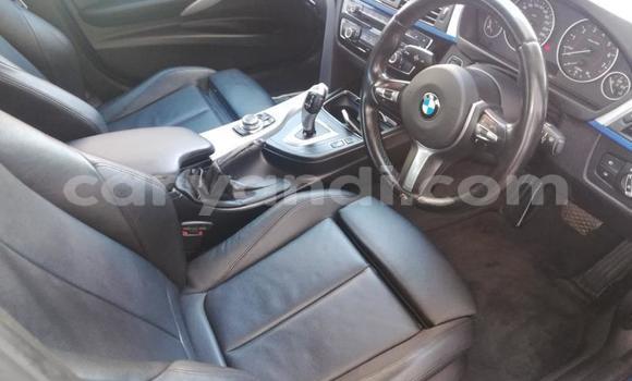 Acheter Occasion Voiture BMW 3–Series Bleu à Chingola, Zambie Acheter Occasion Voiture BMW 3–Series Bleu à Chingola, Zambie