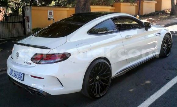 Buy Used Mercedes-Benz C180 COUPE White Car in Chinsali in Northern Buy Used Mercedes-Benz C180 COUPE White Car in Chinsali in Northern