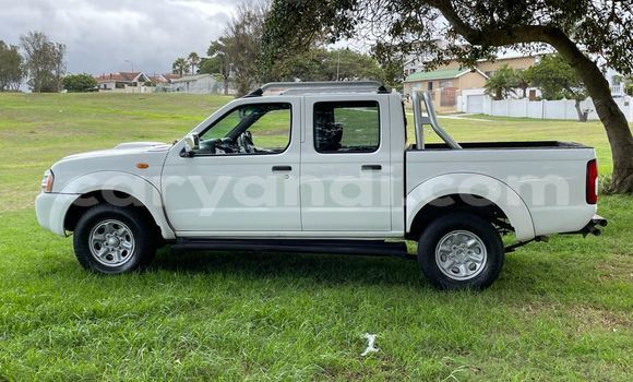 Acheter Occasion Voiture Nissan Hardbody Blanc à Chipata, Zambie Acheter Occasion Voiture Nissan Hardbody Blanc à Chipata, Zambie