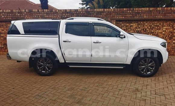 Acheter Occasion Voiture Mercedes-Benz GLC 250D Blanc à Choma, Du sud Acheter Occasion Voiture Mercedes-Benz GLC 250D Blanc à Choma, Du sud