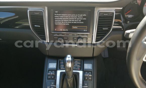 Buy Used Porsche Macan Black Car in Chambishi in Copperbelt Buy Used Porsche Macan Black Car in Chambishi in Copperbelt