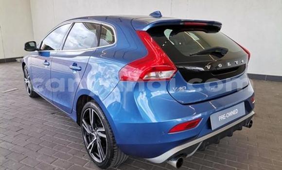 Buy Used Volvo V40 Blue Car in Lusaka in Zambia Buy Used Volvo V40 Blue Car in Lusaka in Zambia