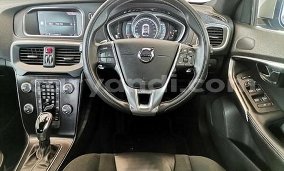 Buy Used Volvo V40 Blue Car in Lusaka in Zambia Buy Used Volvo V40 Blue Car in Lusaka in Zambia