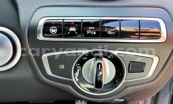 Nunua Ilio tumika Mercedes Viano Fedha Gari ndani ya Chinsali nchini Kaskazini Nunua Ilio tumika Mercedes Viano Fedha Gari ndani ya Chinsali nchini Kaskazini