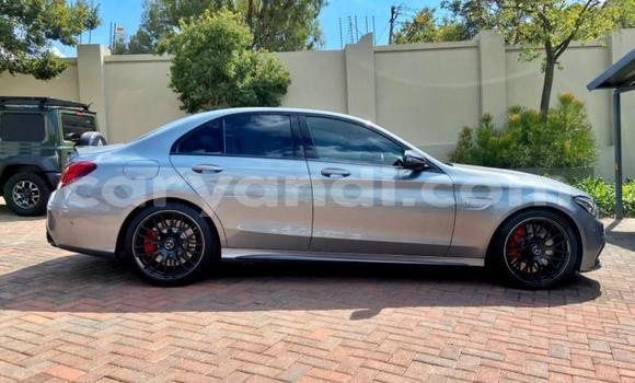 Nunua Ilio tumika Mercedes Viano Fedha Gari ndani ya Chinsali nchini Kaskazini Nunua Ilio tumika Mercedes Viano Fedha Gari ndani ya Chinsali nchini Kaskazini