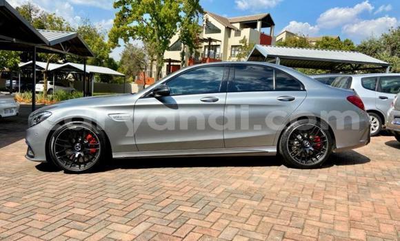 Nunua Ilio tumika Mercedes Viano Fedha Gari ndani ya Chinsali nchini Kaskazini Nunua Ilio tumika Mercedes Viano Fedha Gari ndani ya Chinsali nchini Kaskazini