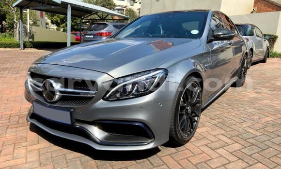 Nunua Ilio tumika Mercedes Viano Fedha Gari ndani ya Chinsali nchini Kaskazini Nunua Ilio tumika Mercedes Viano Fedha Gari ndani ya Chinsali nchini Kaskazini