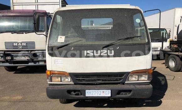 Acheter Occasion Utilitaire Isuzu FTR 850 Blanc à Chingola, Zambie Acheter Occasion Utilitaire Isuzu FTR 850 Blanc à Chingola, Zambie