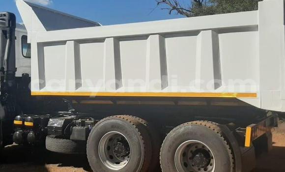 Acheter Occasion Voiture Nissan Crew Blanc à Chililabombwe, Copperbelt Acheter Occasion Voiture Nissan Crew Blanc à Chililabombwe, Copperbelt