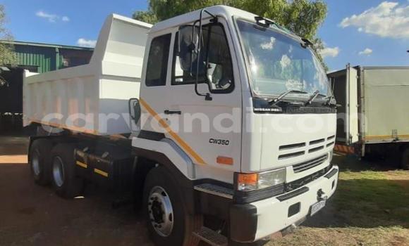 Acheter Occasion Voiture Nissan Crew Blanc à Chililabombwe, Copperbelt Acheter Occasion Voiture Nissan Crew Blanc à Chililabombwe, Copperbelt