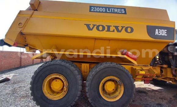 Acheter Occasion Utilitaire Volvo FL Autre à Chililabombwe, Copperbelt Acheter Occasion Utilitaire Volvo FL Autre à Chililabombwe, Copperbelt
