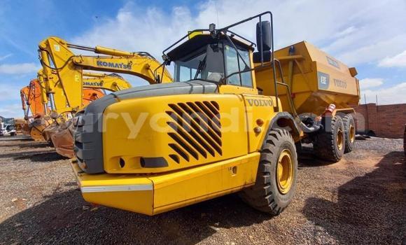 Acheter Occasion Utilitaire Volvo FL Autre à Chililabombwe, Copperbelt Acheter Occasion Utilitaire Volvo FL Autre à Chililabombwe, Copperbelt