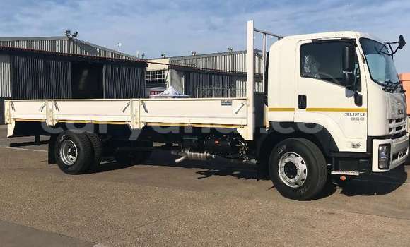 Buy Used Isuzu FTR 850 White Truck in Lusaka in Zambia
