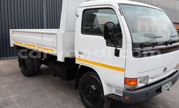 Buy Used Nissan UD White Truck in Mbala in Northern Buy Used Nissan UD White Truck in Mbala in Northern