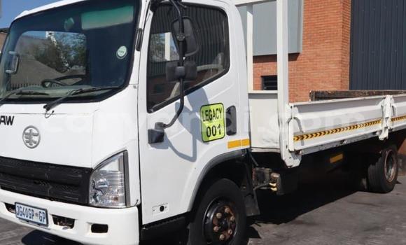 Buy Used DAF CF White Truck in Siavonga in Southern Buy Used DAF CF White Truck in Siavonga in Southern