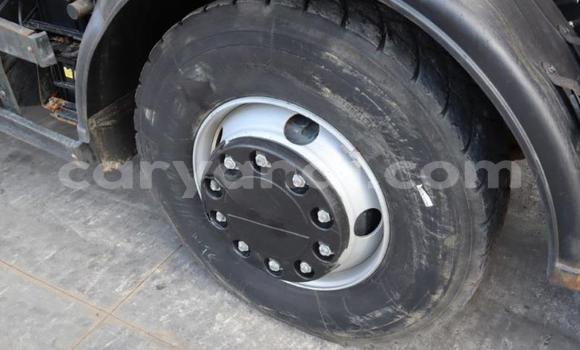 Tenga Tsaru Komatsu D31S Zvimwe Rori in Kaoma in Western Tenga Tsaru Komatsu D31S Zvimwe Rori in Kaoma in Western