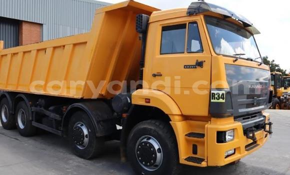 Tenga Tsaru Komatsu D31S Zvimwe Rori in Kaoma in Western Tenga Tsaru Komatsu D31S Zvimwe Rori in Kaoma in Western