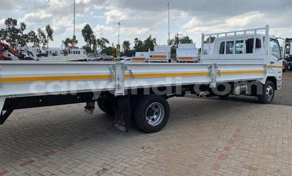 Acheter Occasion Utilitaire Mitsubishi Fuso Blanc à Lusaka, Zambie Acheter Occasion Utilitaire Mitsubishi Fuso Blanc à Lusaka, Zambie