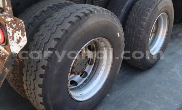 Acheter Occasion Utilitaire Nissan UD Blanc à Zambèze, Nord-Ouest Acheter Occasion Utilitaire Nissan UD Blanc à Zambèze, Nord-Ouest