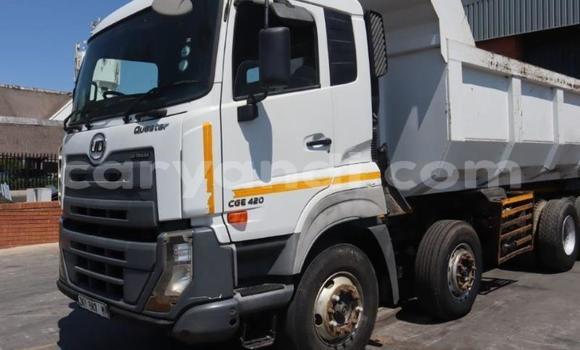 Tenga Tsaru Nissan UD Chena Rori in Mbala in Northern Tenga Tsaru Nissan UD Chena Rori in Mbala in Northern