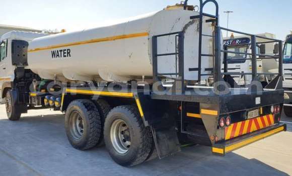 Tenga Tsaru Nissan UD Chena Rori in Lusaka in Zambia Tenga Tsaru Nissan UD Chena Rori in Lusaka in Zambia