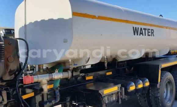 Tenga Tsaru Nissan UD Chena Rori in Lusaka in Zambia Tenga Tsaru Nissan UD Chena Rori in Lusaka in Zambia