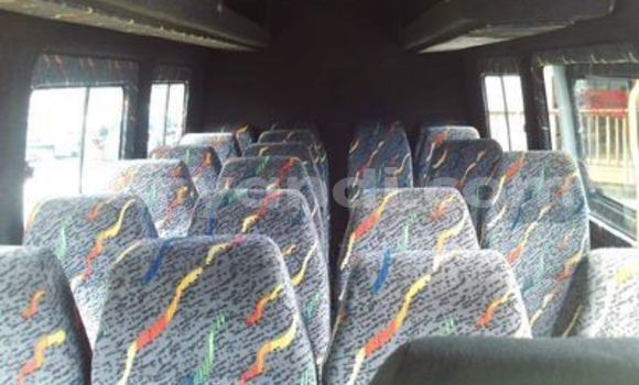 Acheter Occasion Utilitaire Mercedes–Benz Sprinter Blanc à Lusaka, Zambie Acheter Occasion Utilitaire Mercedes–Benz Sprinter Blanc à Lusaka, Zambie