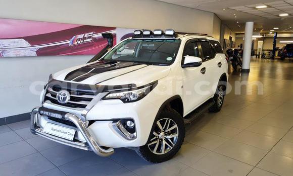 Buy Used Toyota Fortuner White Car in Lusaka in Zambia Buy Used Toyota Fortuner White Car in Lusaka in Zambia