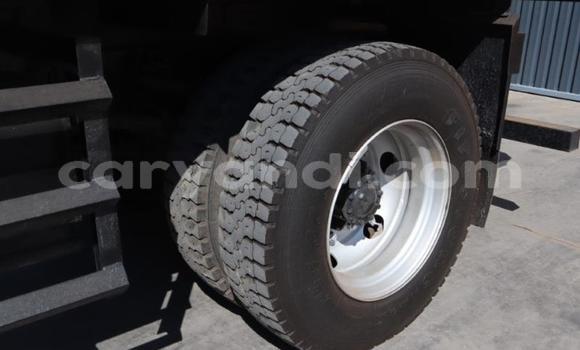 Acheter Occasion Utilitaire Hino 300 Series Blanc à Livingstone, Zambie Acheter Occasion Utilitaire Hino 300 Series Blanc à Livingstone, Zambie