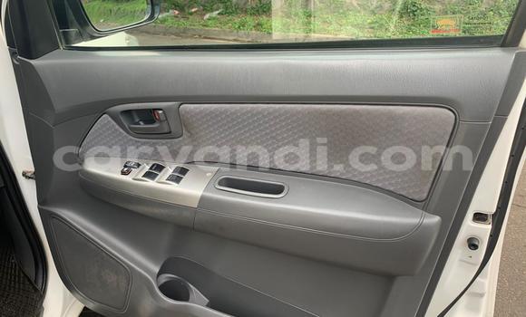 Buy Used Toyota Hilux White Car in Samfya in Luapala Buy Used Toyota Hilux White Car in Samfya in Luapala