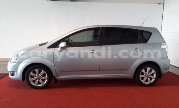 Acheter Occasion Voiture Toyota Verso Gris à Lusaka, Zambie Acheter Occasion Voiture Toyota Verso Gris à Lusaka, Zambie