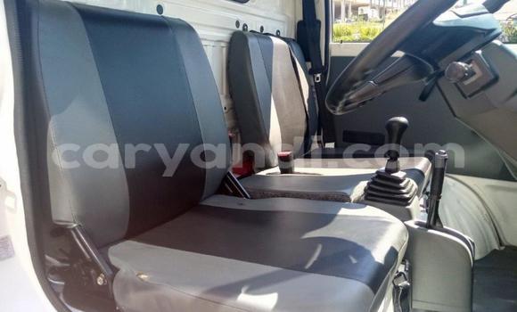 Nunua Ilio tumika Suzuki Carry Nyeupe Lori ndani ya Kansanshi nchini Kaskazini-Magharibi Nunua Ilio tumika Suzuki Carry Nyeupe Lori ndani ya Kansanshi nchini Kaskazini-Magharibi