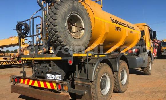 Acheter Occasion Utilitaire Mercedes–Benz 3331 Autre à Lusaka, Zambie Acheter Occasion Utilitaire Mercedes–Benz 3331 Autre à Lusaka, Zambie