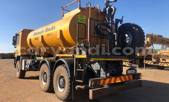 Acheter Occasion Utilitaire Mercedes–Benz 3331 Autre à Lusaka, Zambie Acheter Occasion Utilitaire Mercedes–Benz 3331 Autre à Lusaka, Zambie