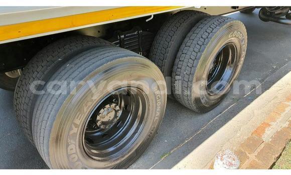 Buy Used Isuzu FTR 850 White Truck in Lusaka in Zambia Buy Used Isuzu FTR 850 White Truck in Lusaka in Zambia