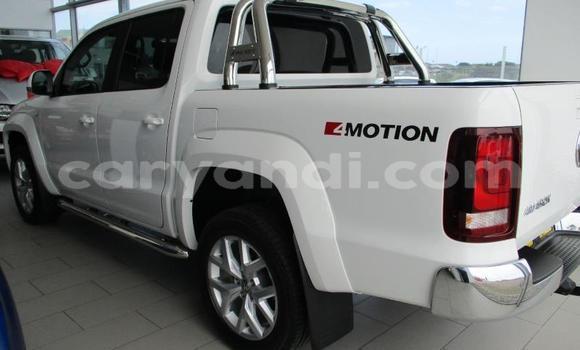 Acheter Occasion Voiture Volkswagen Amarok Blanc à Lusaka, Zambie