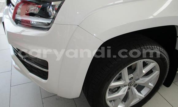 Buy Used Volkswagen Amarok White Car in Lusaka in Zambia Buy Used Volkswagen Amarok White Car in Lusaka in Zambia