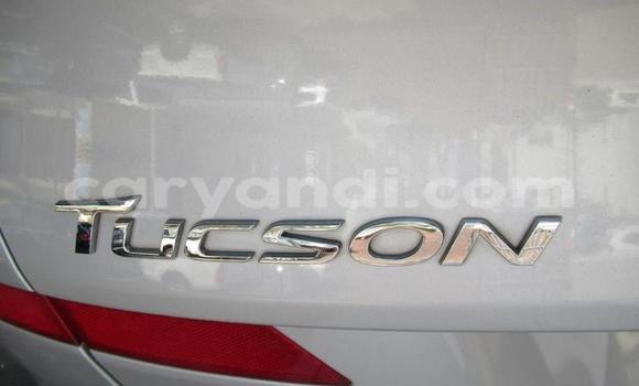 Acheter Occasion Voiture Hyundai Tucson Blanc à Choma, Du sud Acheter Occasion Voiture Hyundai Tucson Blanc à Choma, Du sud
