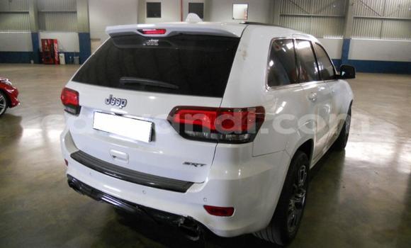 Buy Used Jeep Grand Cherokee White Car in Kalengwa in North-Western Buy Used Jeep Grand Cherokee White Car in Kalengwa in North-Western