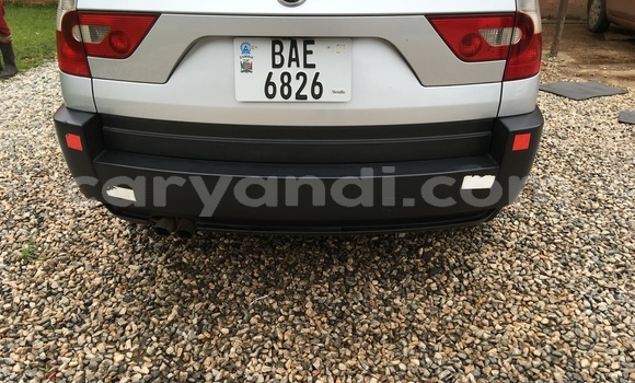 Acheter Occasion Voiture BMW X3 Gris à Lusaka, Zambie Acheter Occasion Voiture BMW X3 Gris à Lusaka, Zambie