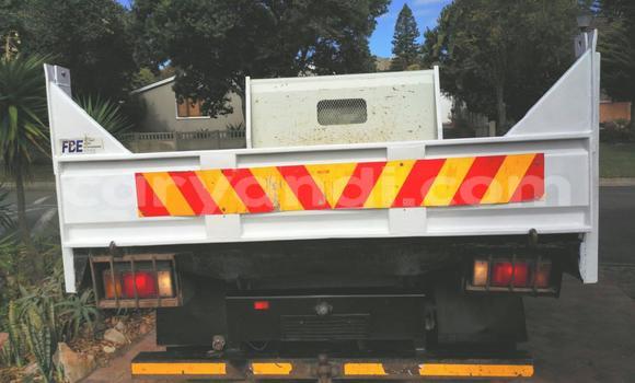 Buy Used Isuzu FTR 850 White Truck in Chipata in Zambia Buy Used Isuzu FTR 850 White Truck in Chipata in Zambia